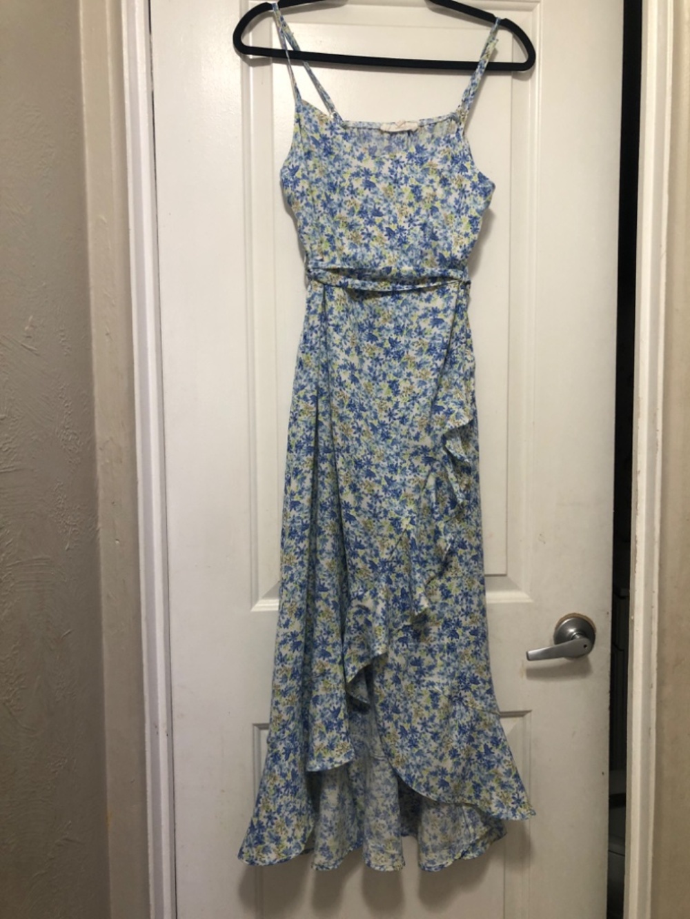 Pink Rose women’s Floral Dress Size M - Picture 2 of 5